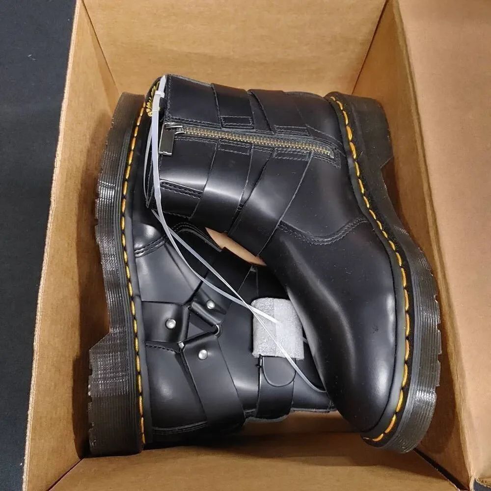 New Dr Martens Jaimes Black Smooth Leather Harness Chelsea Boots 6